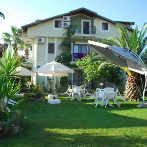 4* Hotel Crescent Hasirci